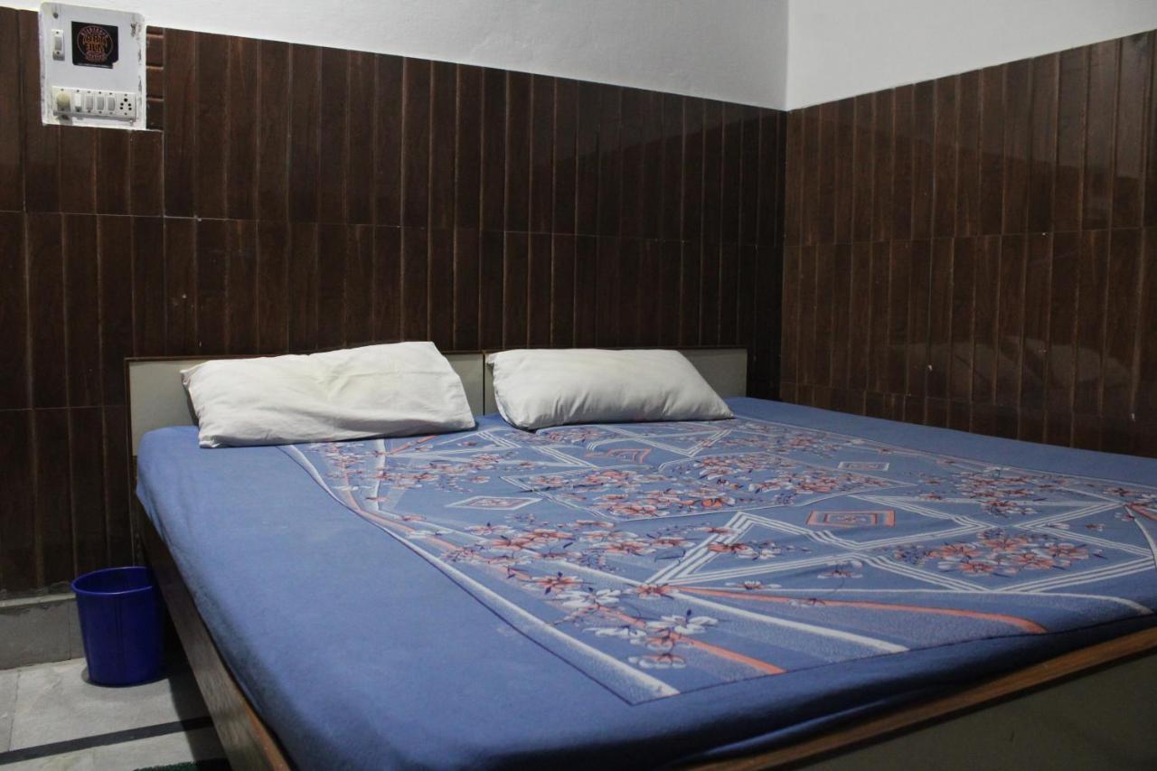Laxmi Lodge Rishīkesh 외부 사진