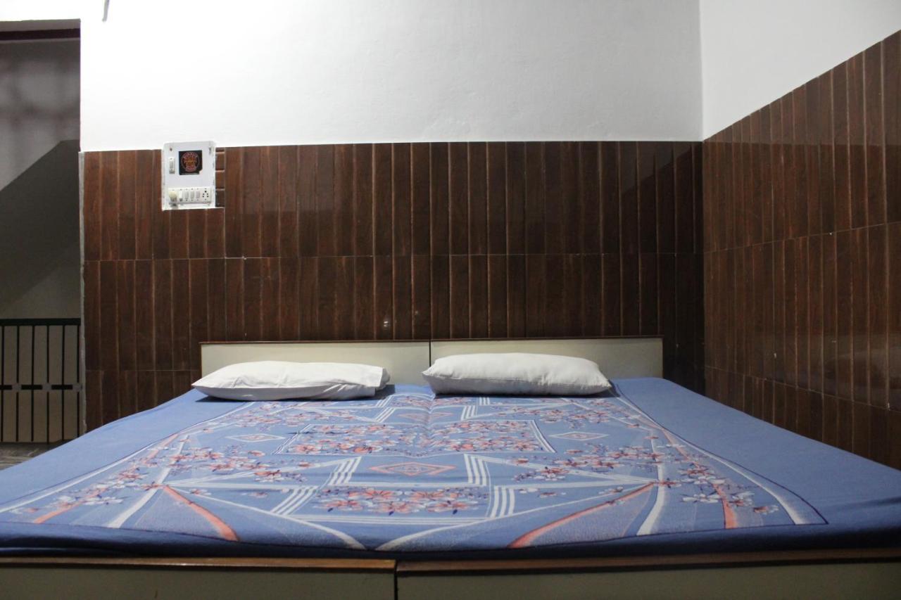 Laxmi Lodge Rishīkesh 외부 사진